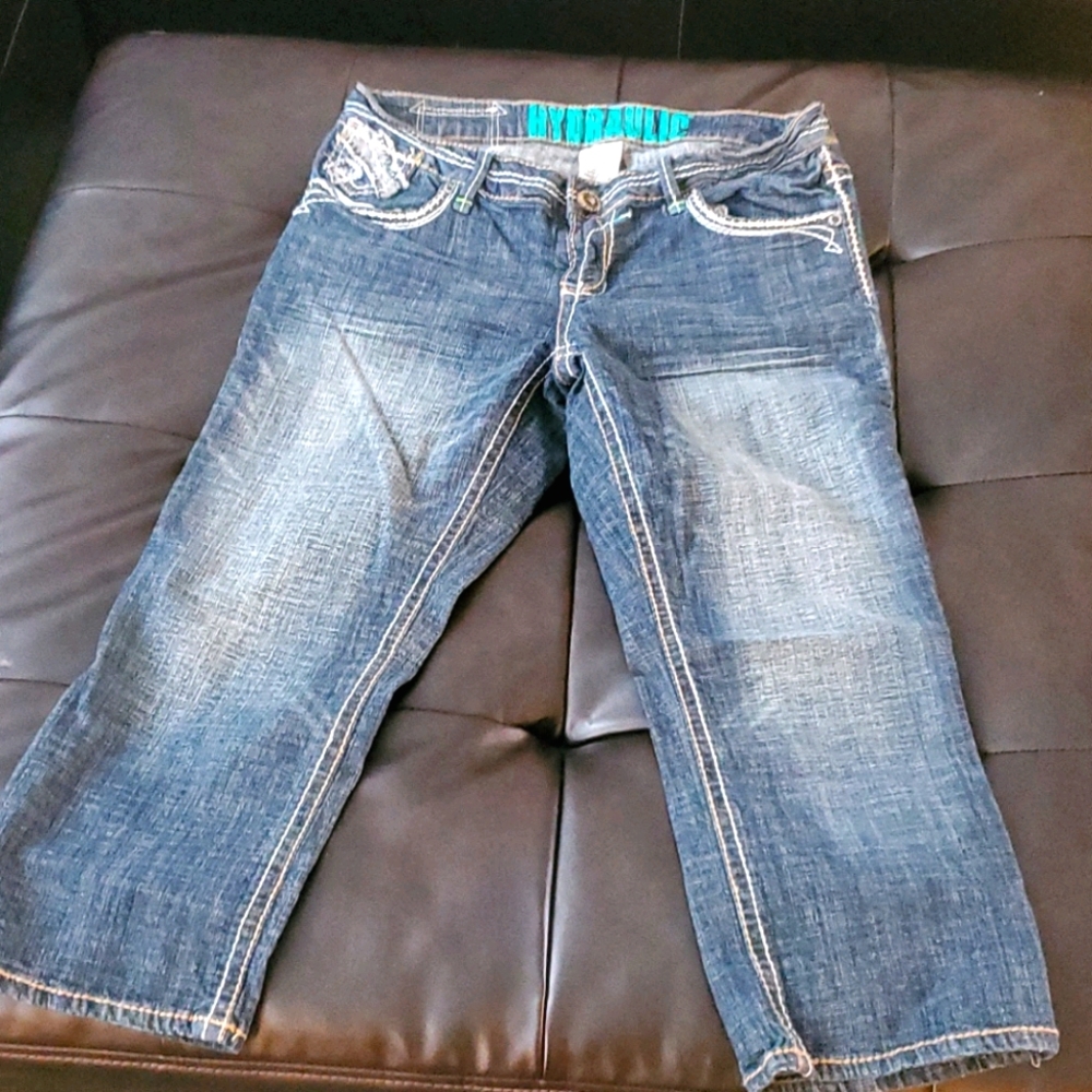 Capris